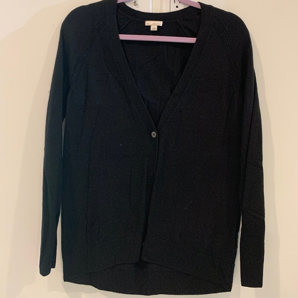Gap sweater Size S
